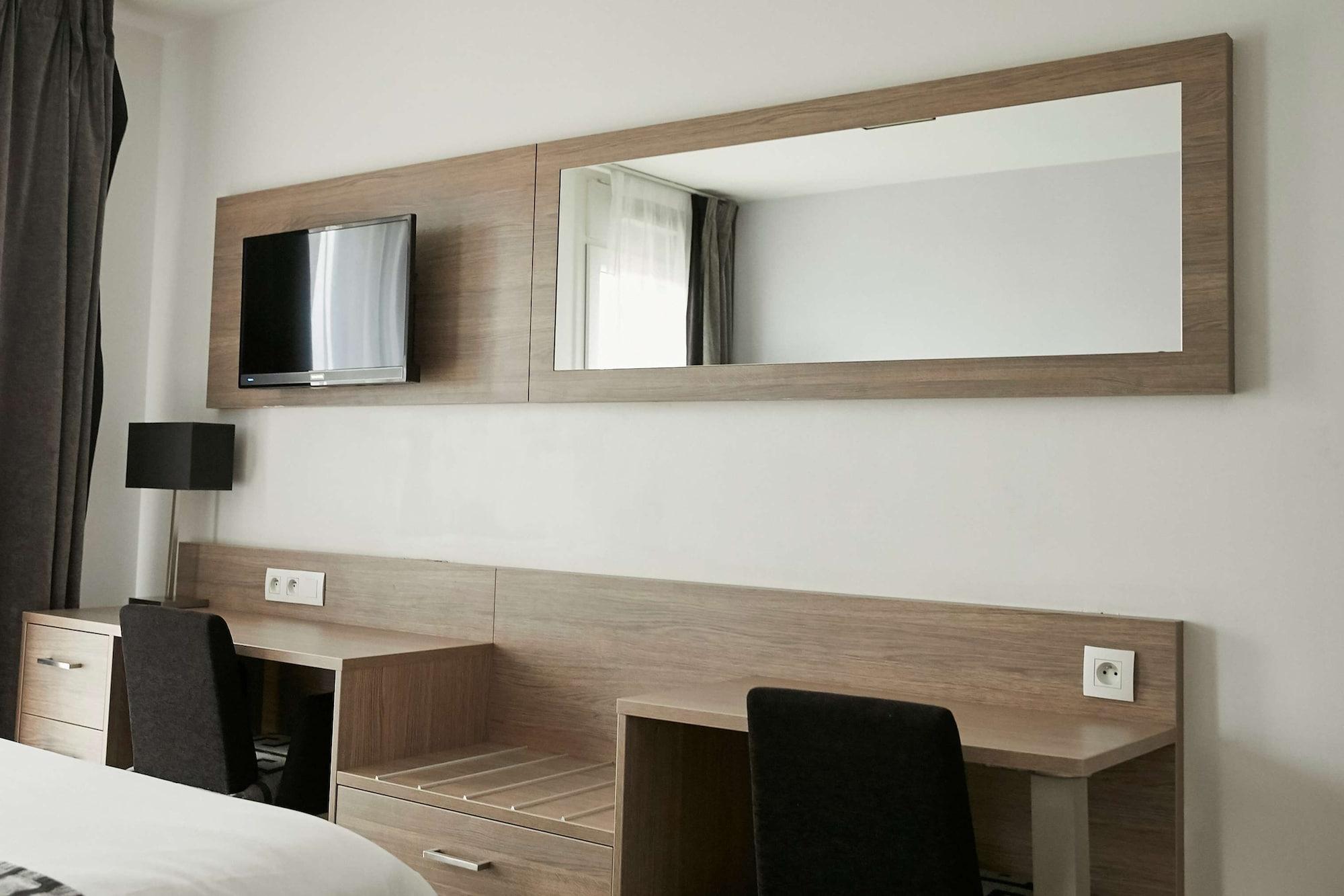 Tulip Inn Massy Palaiseau - Residence Экстерьер фото
