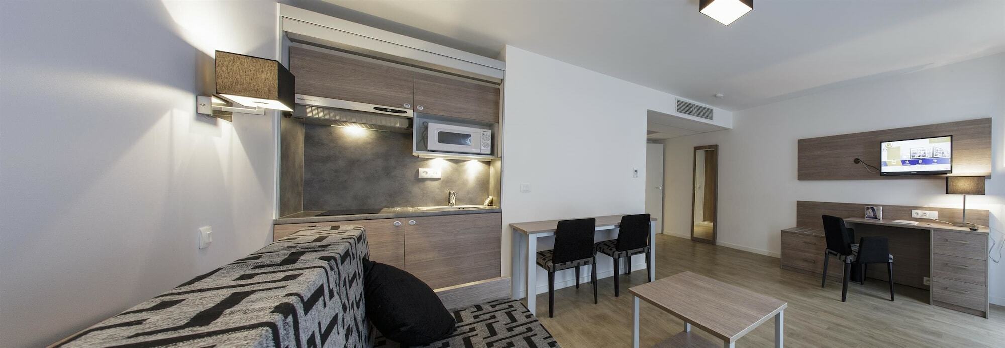 Tulip Inn Massy Palaiseau - Residence Экстерьер фото