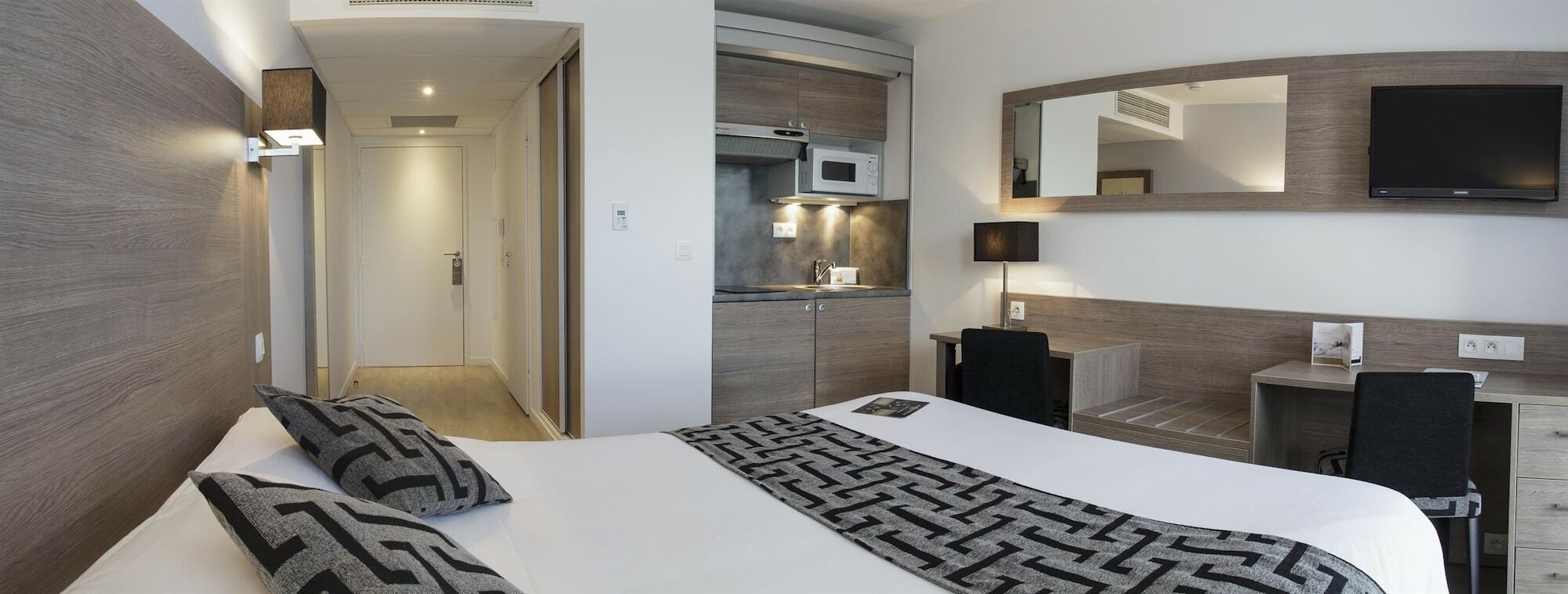 Tulip Inn Massy Palaiseau - Residence Экстерьер фото